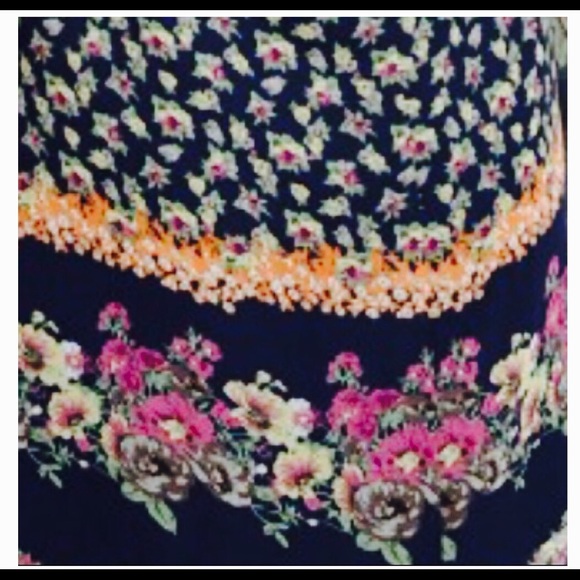 Loveriche boho off shoulder navy dress. Ruffles - Picture 6 of 7